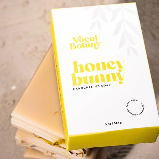 Barra de jabón hecha a mano Vocal Botany-Honey Bunny