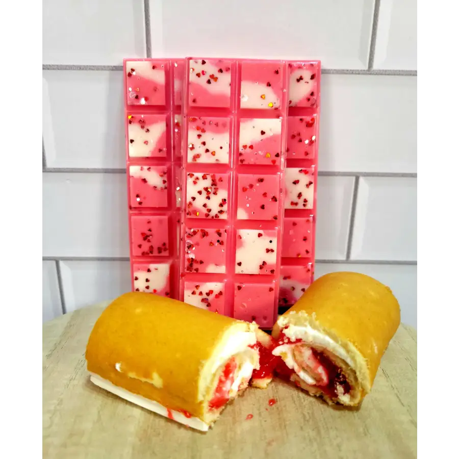 Rainy Morning Candles - Strawberry Cake Rolls Snap Bar Wax